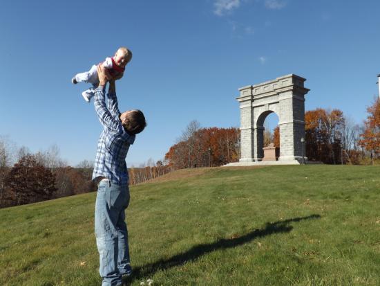 Memorial Arch of Tilton